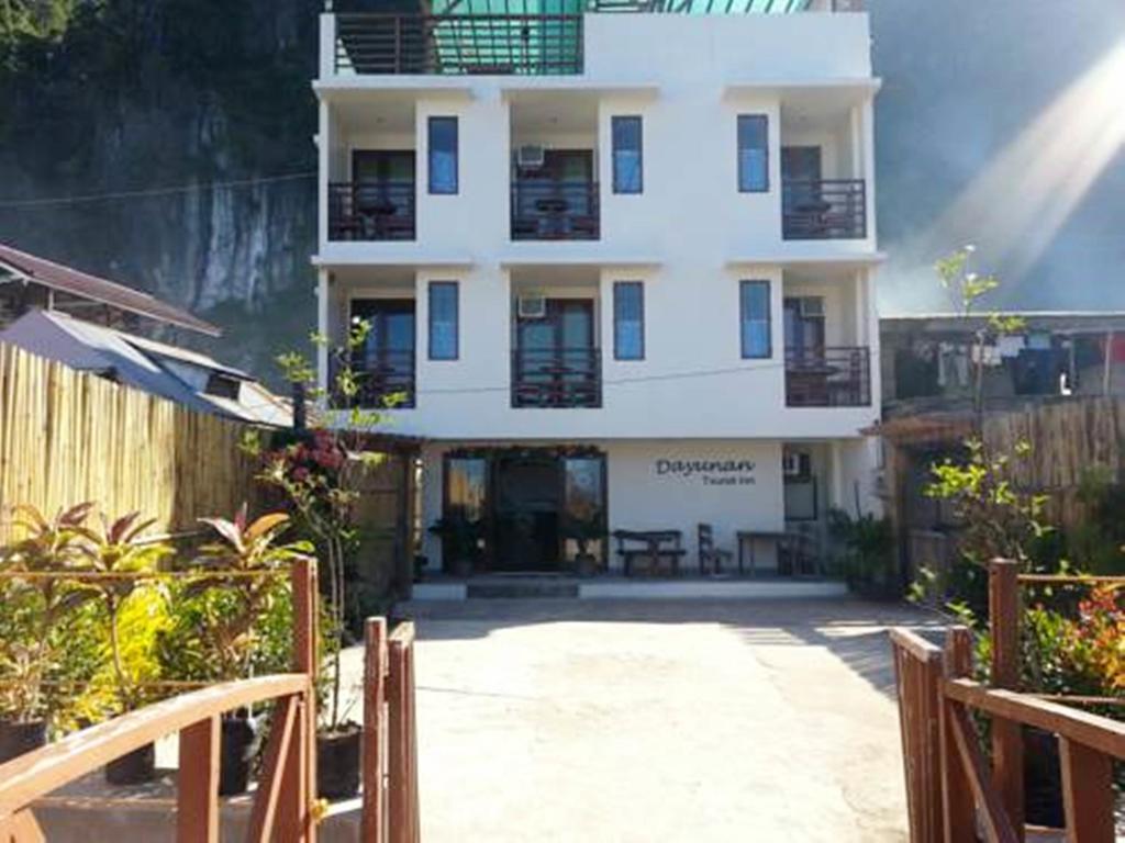 Dayunan Tourist Inn El Nido Exteriör bild