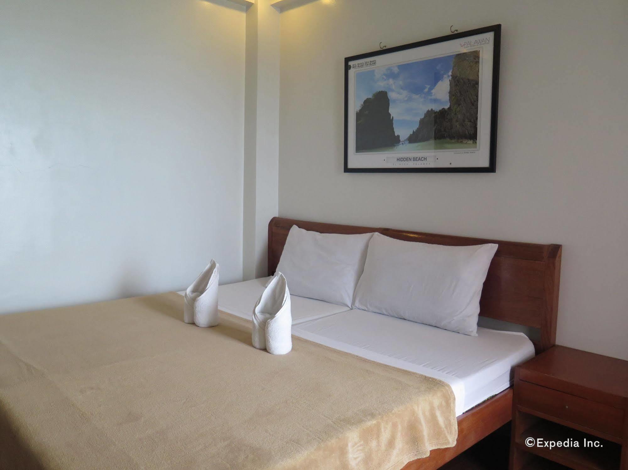 Dayunan Tourist Inn El Nido Exteriör bild