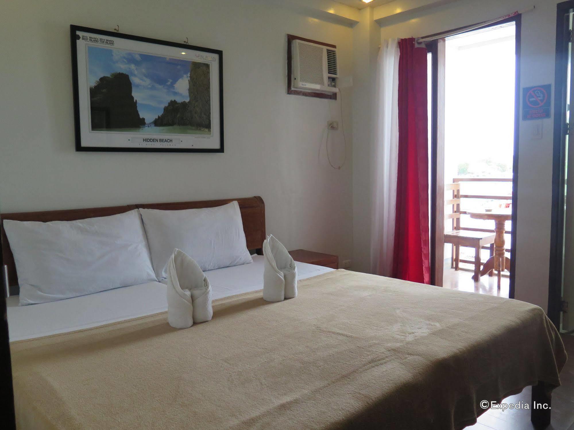 Dayunan Tourist Inn El Nido Exteriör bild