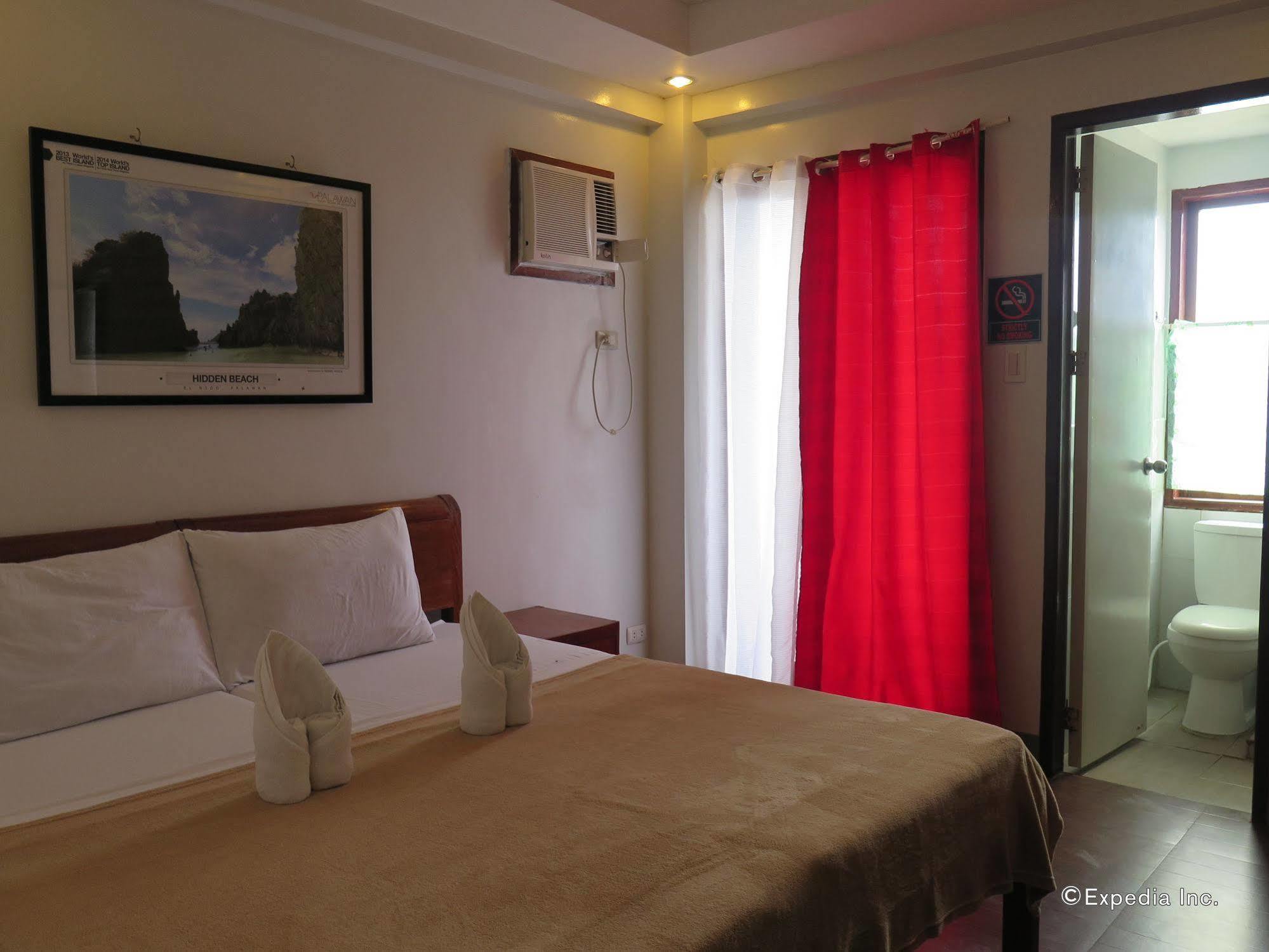 Dayunan Tourist Inn El Nido Exteriör bild