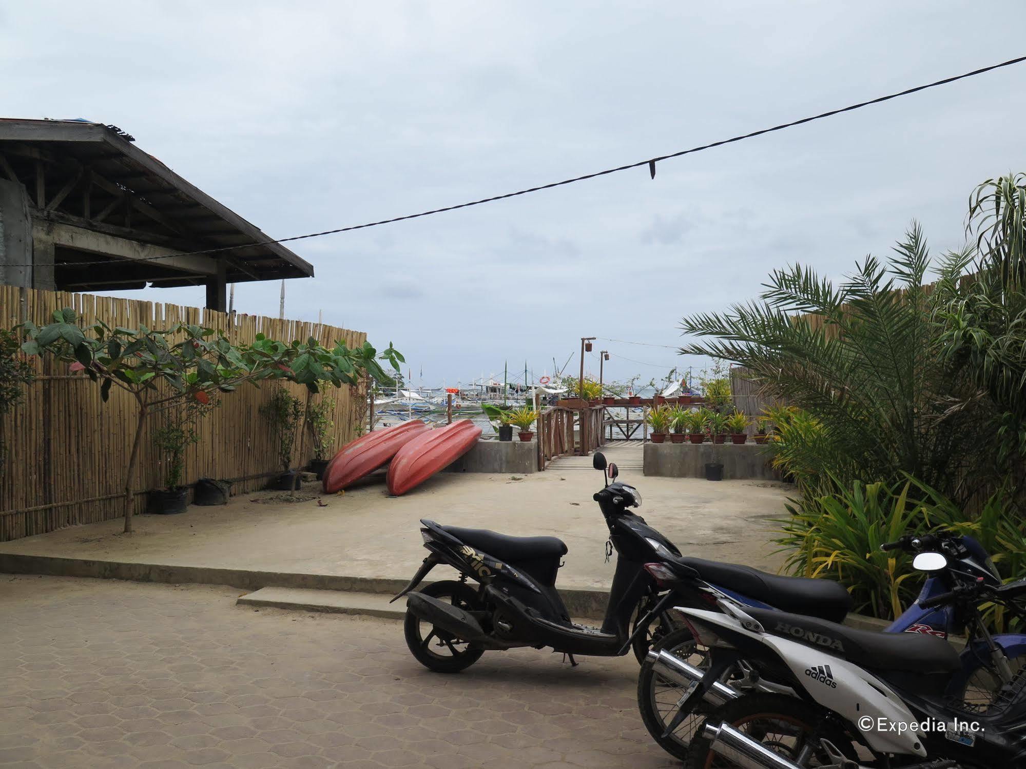 Dayunan Tourist Inn El Nido Exteriör bild